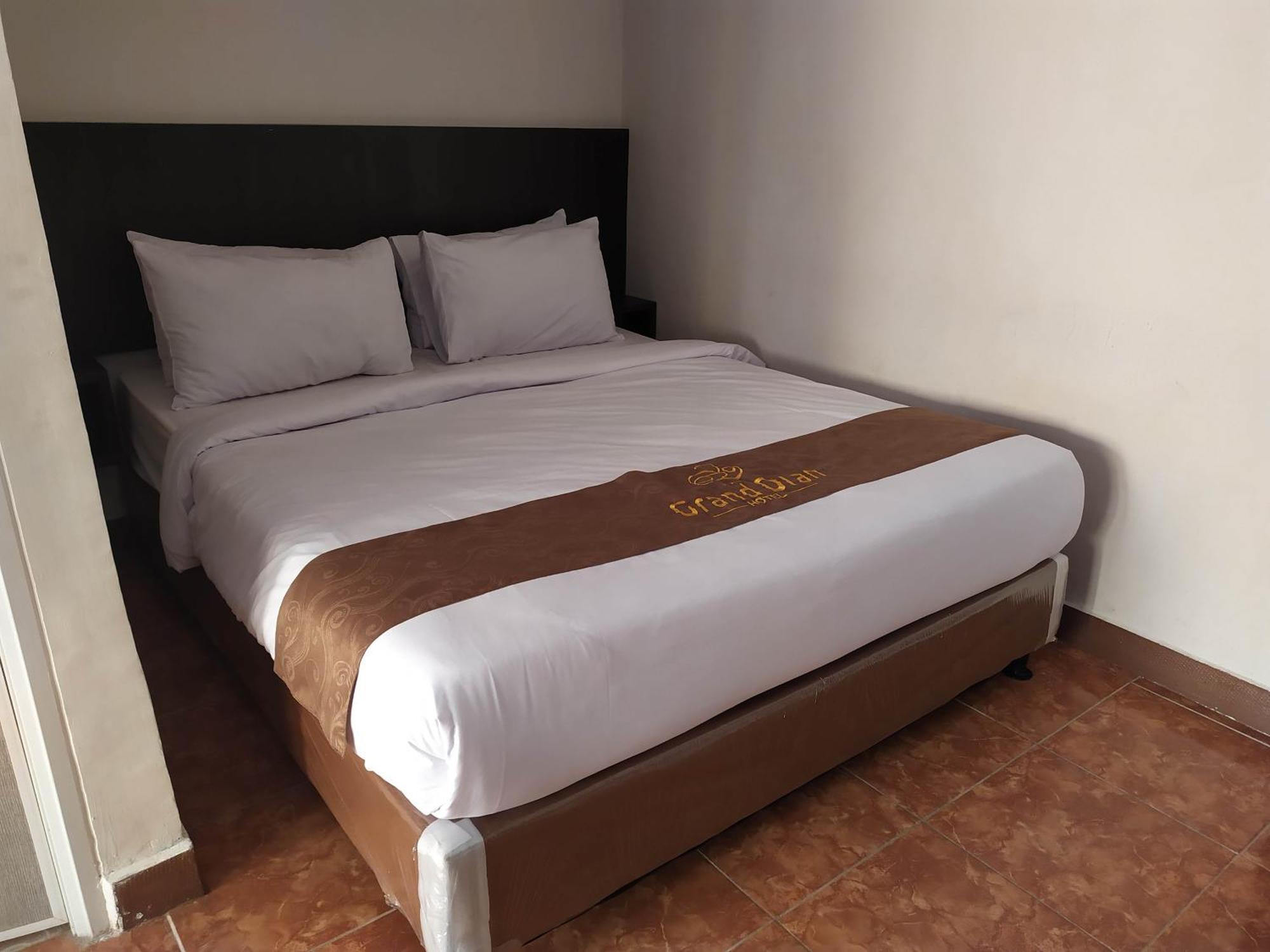 Grand Dian Hotel Guci تيغال المظهر الخارجي الصورة